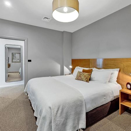 King&Queen Hotel Suites New Plymouth Buitenkant foto