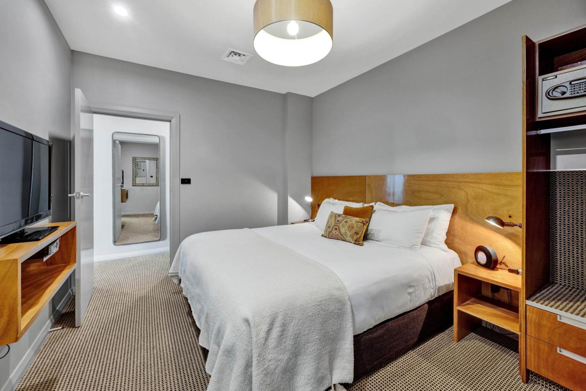 King&Queen Hotel Suites New Plymouth Buitenkant foto