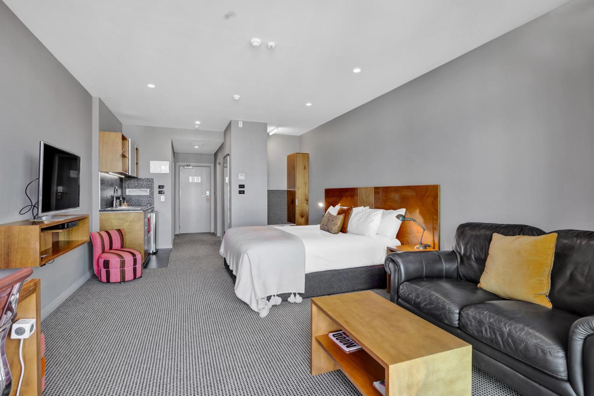 King&Queen Hotel Suites New Plymouth Buitenkant foto