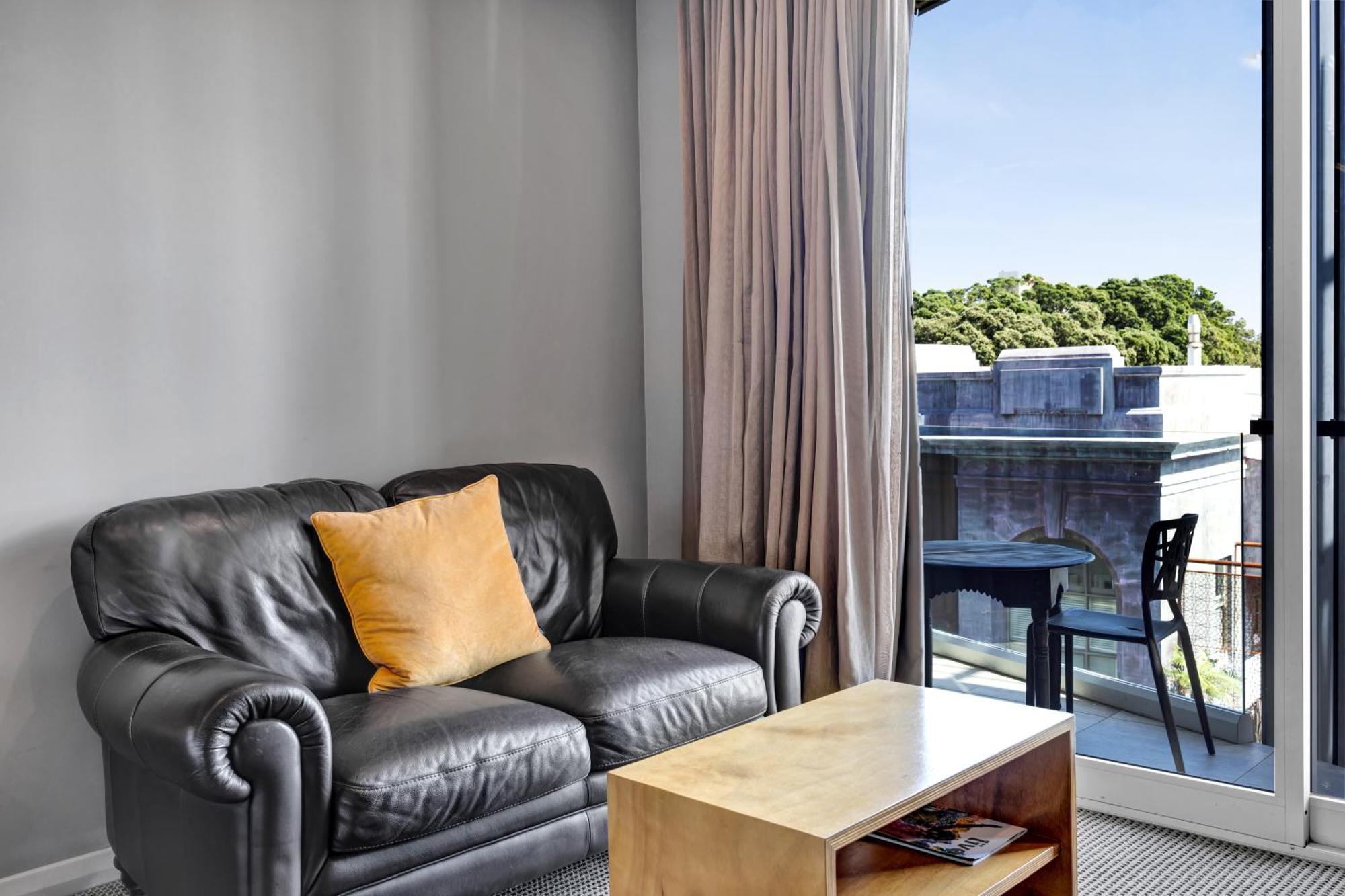 King&Queen Hotel Suites New Plymouth Buitenkant foto